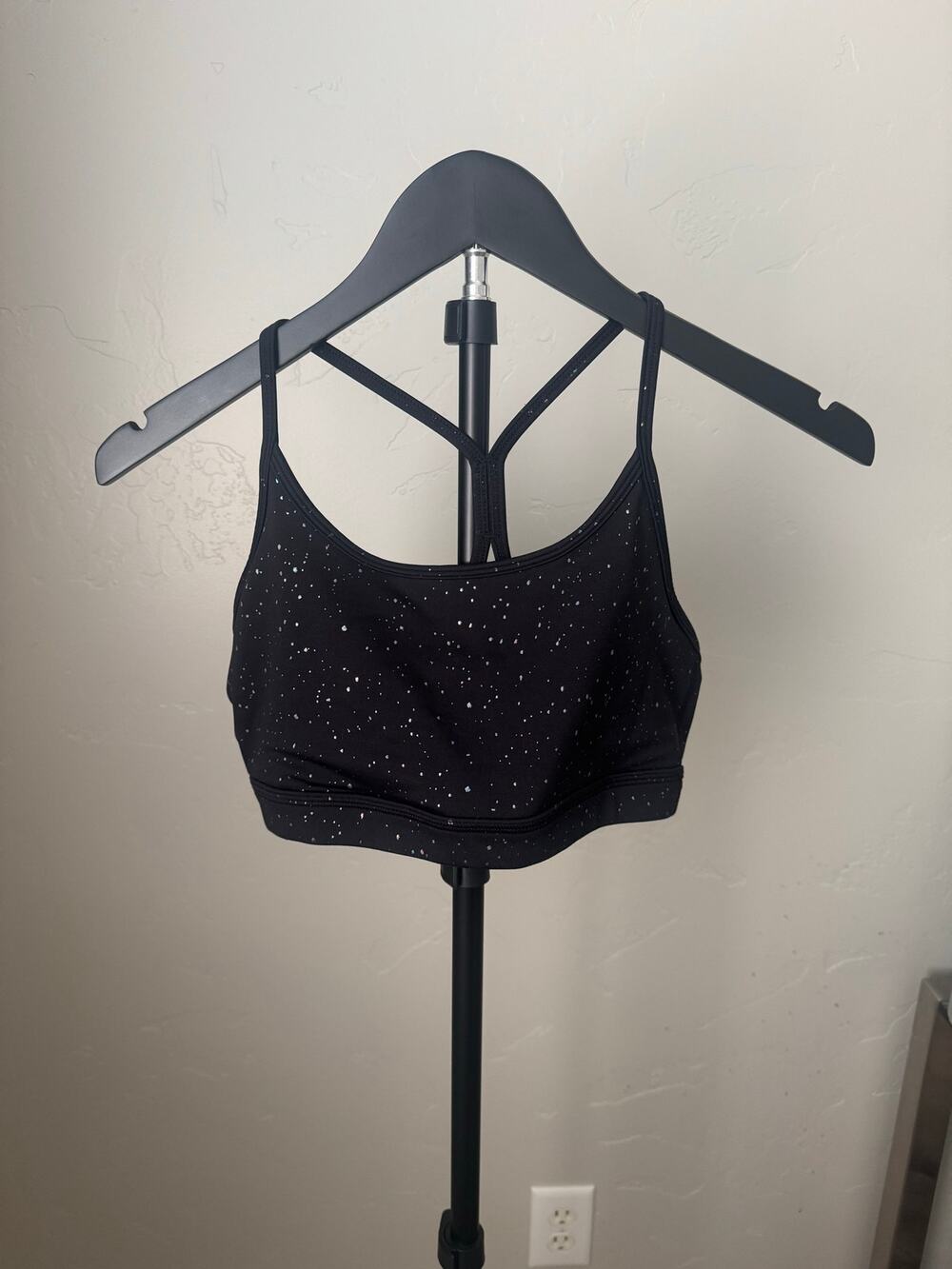 ZYIA Active Black Holographic Speckle Strappy Sports Bra Size M